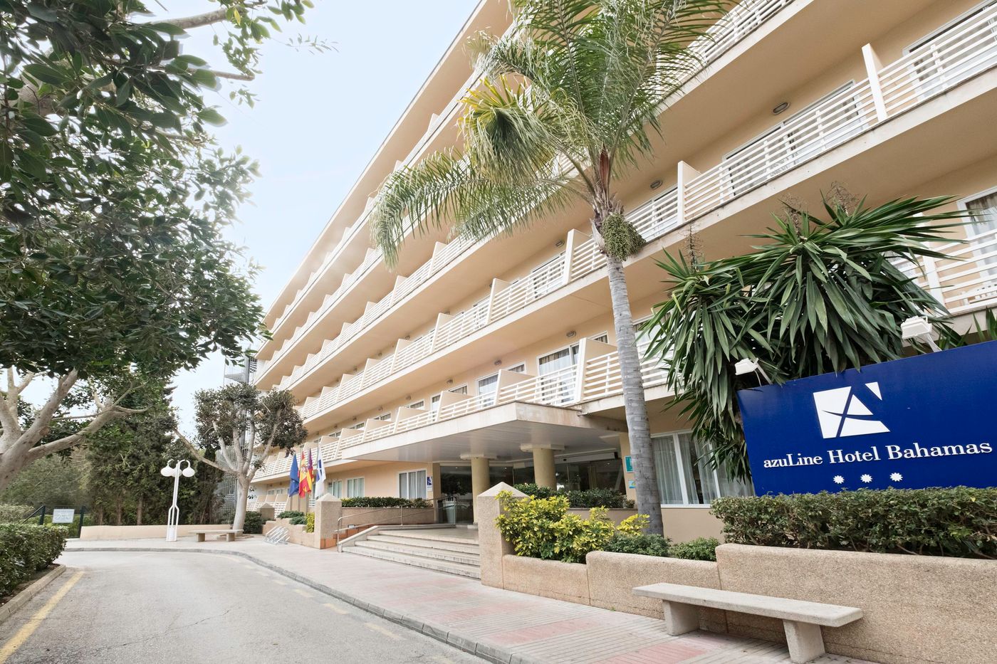 Azuline Hotel Bahamas & Bahamas II