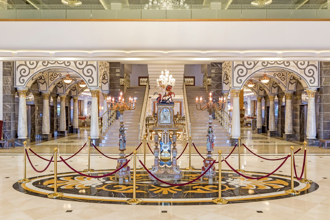 Royal-Holiday-Palace-Lobby-59