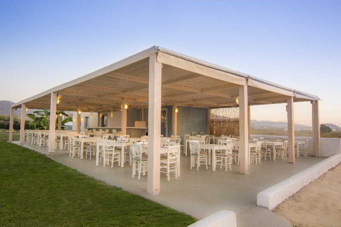 Aeolos-Beach-Restaurant-16