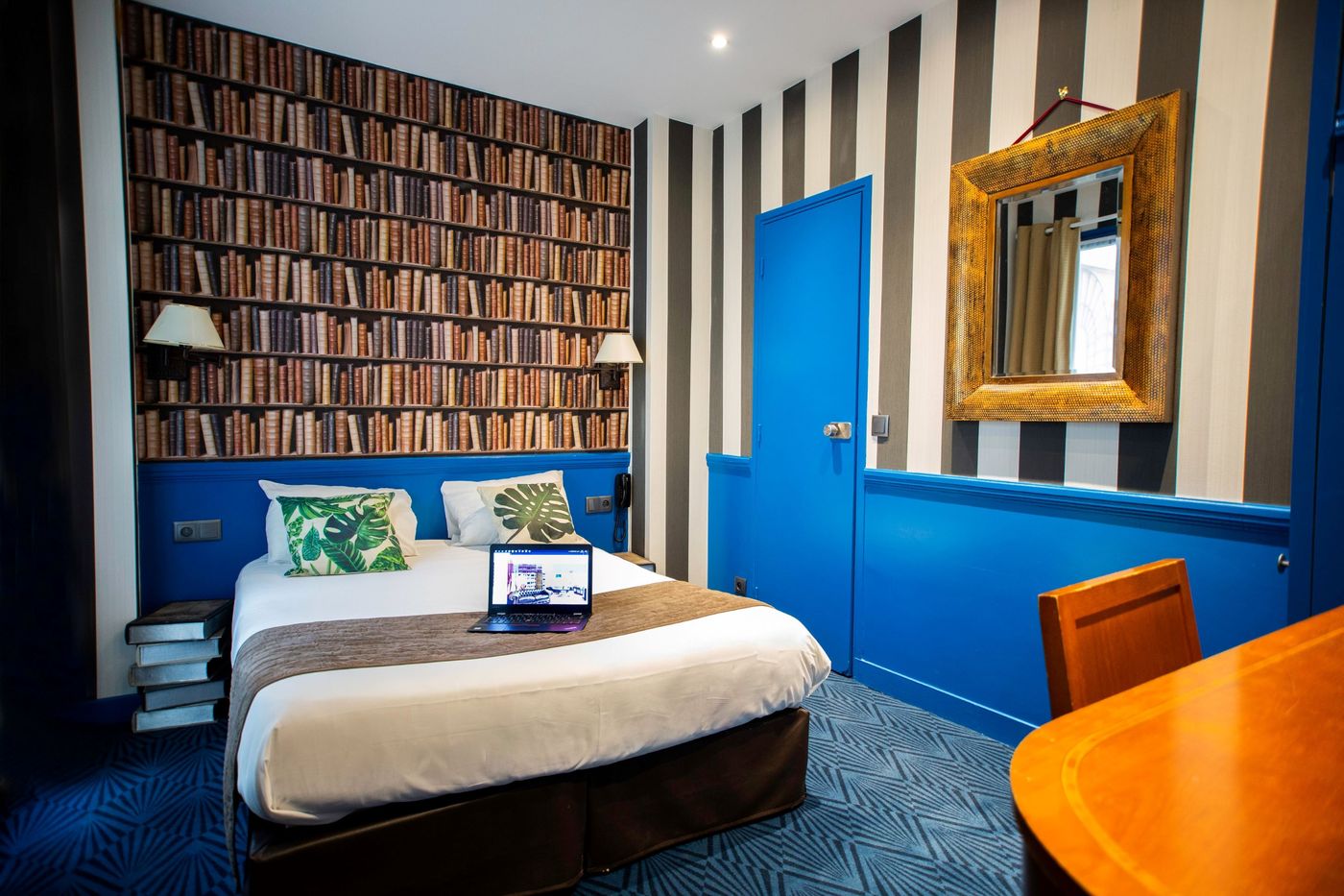 Hotel-du-Theatre-by-Patrick-Hayat-Room-3