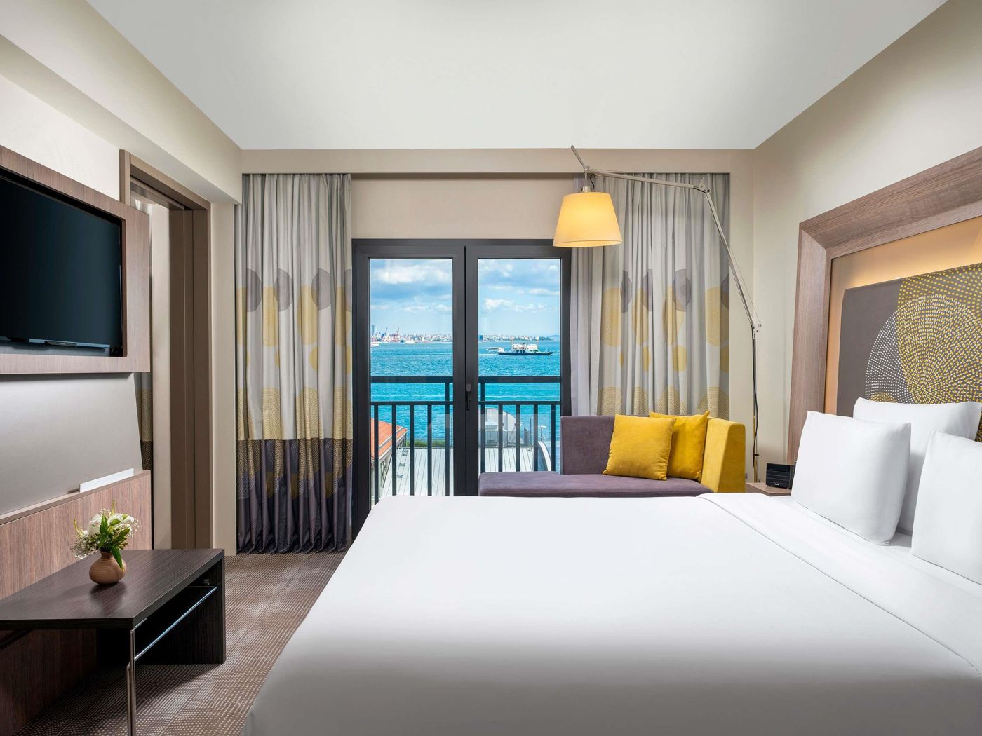 Novotel-Istanbul-Bosphorus-Room-12