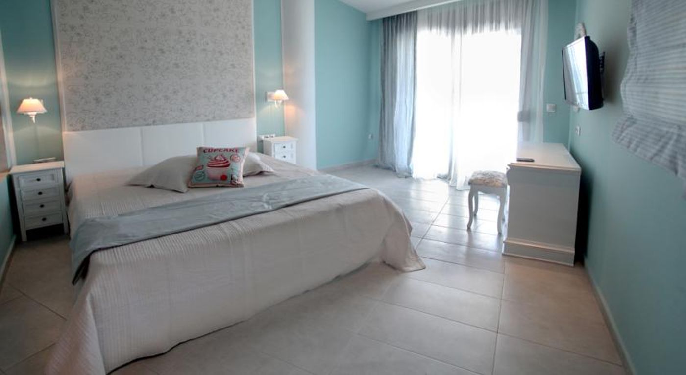 Flegra Beach Boutique Apartments