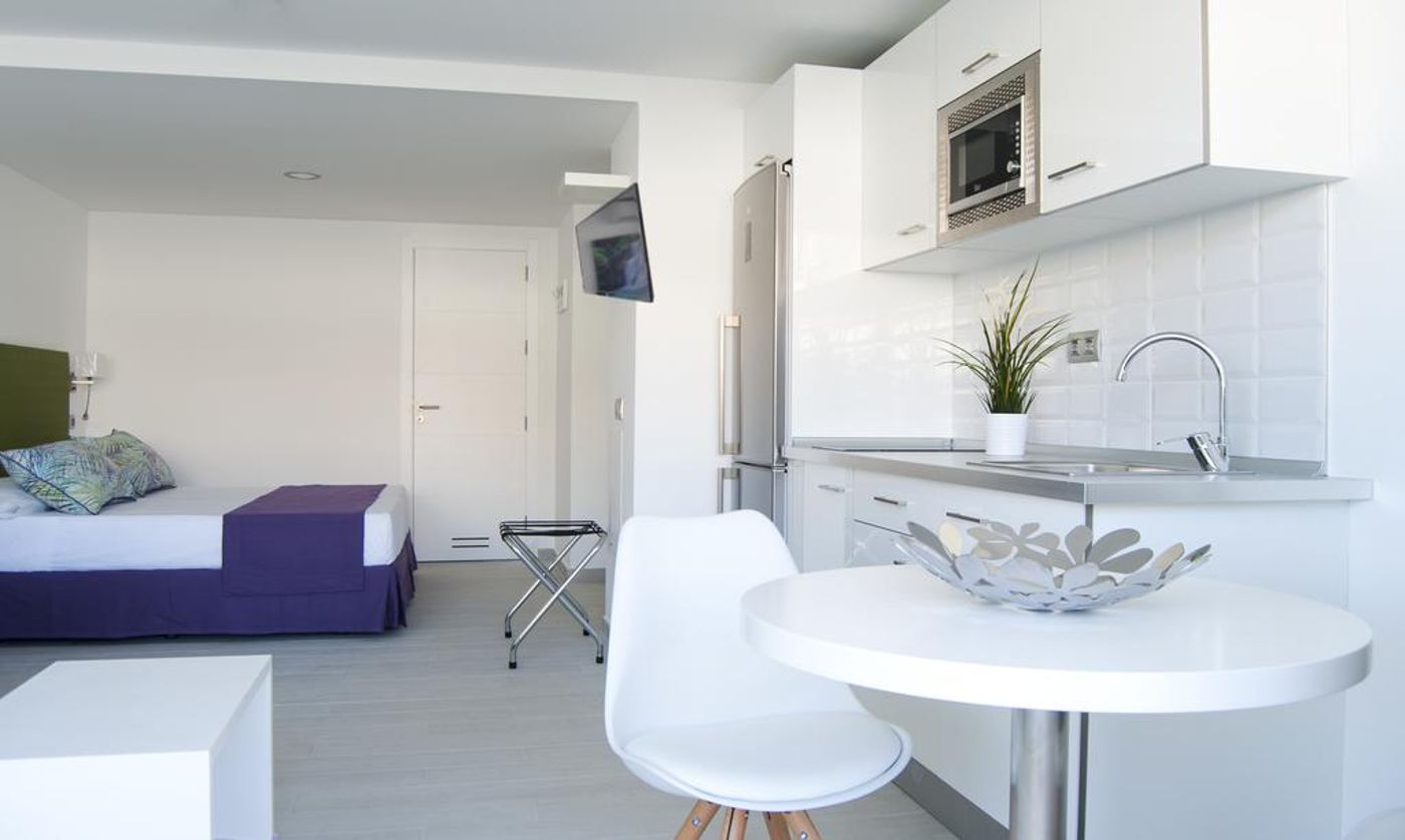 IG Yaizasol Apartments - Adults Only