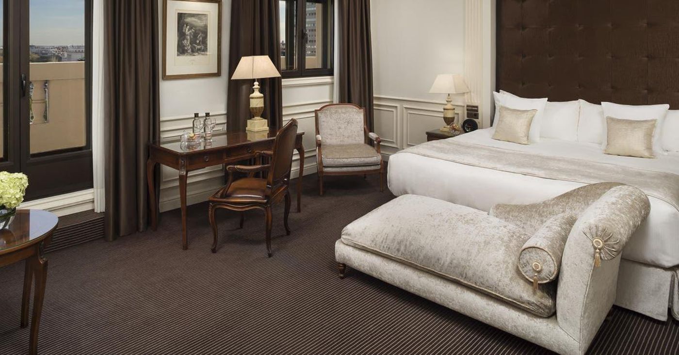 F-nix-Gran-Melia-Room-47