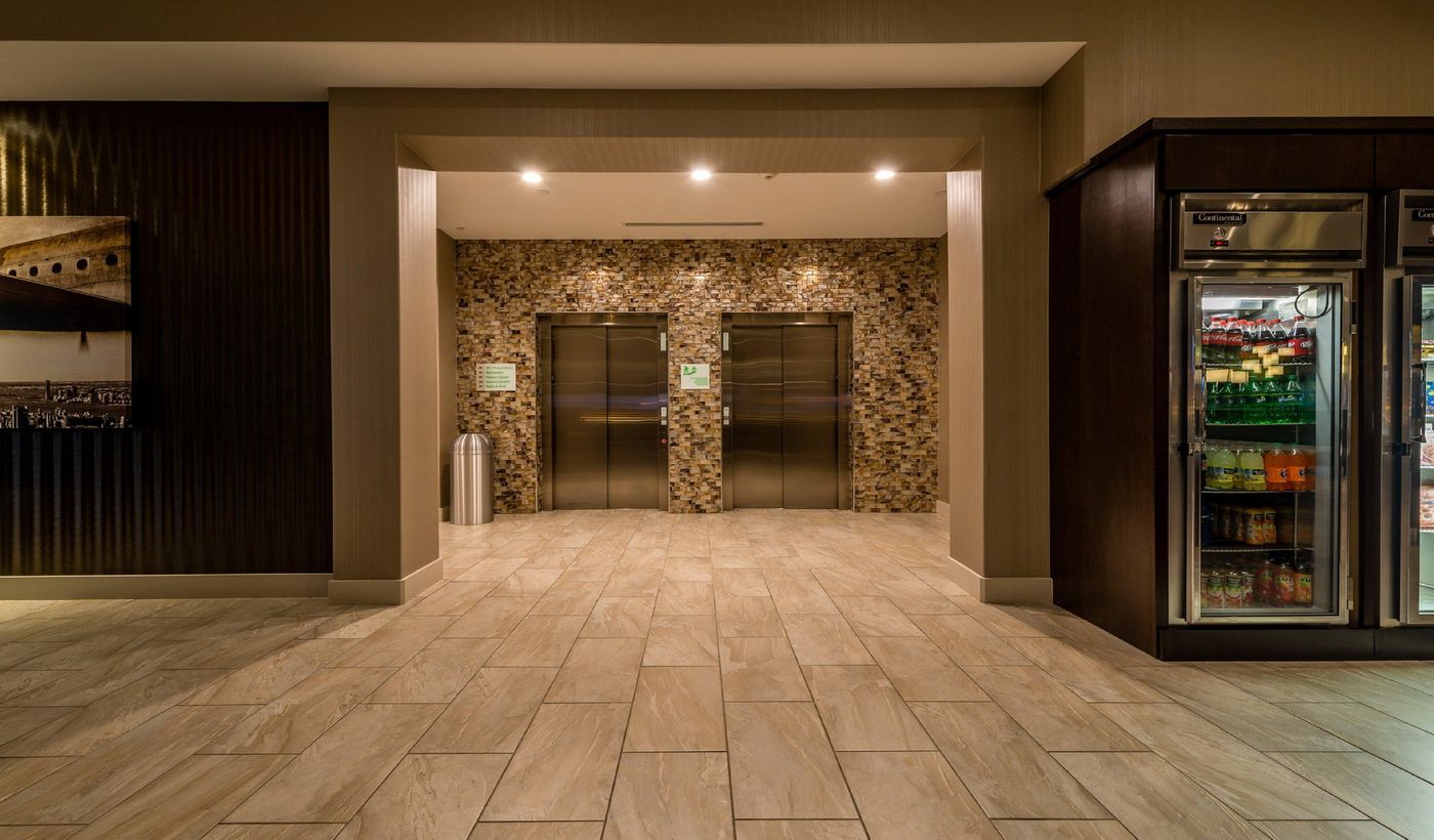 Holiday Inn Austin Airport-United States-Austin-Lobby-5