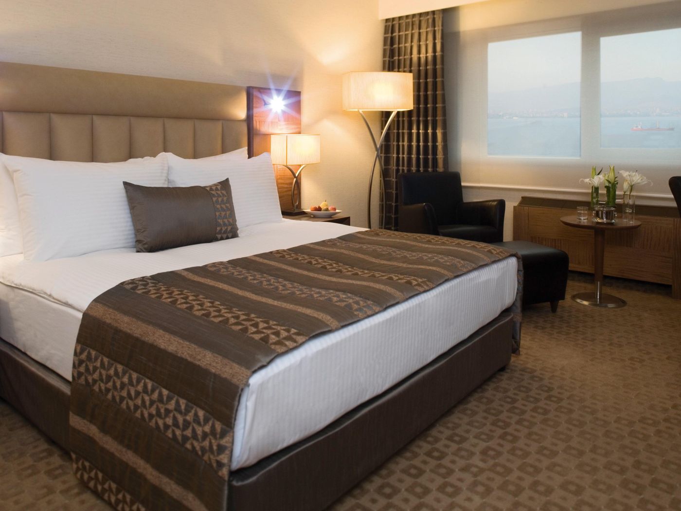 M----venpick-Hotel-Izmir-Room-10