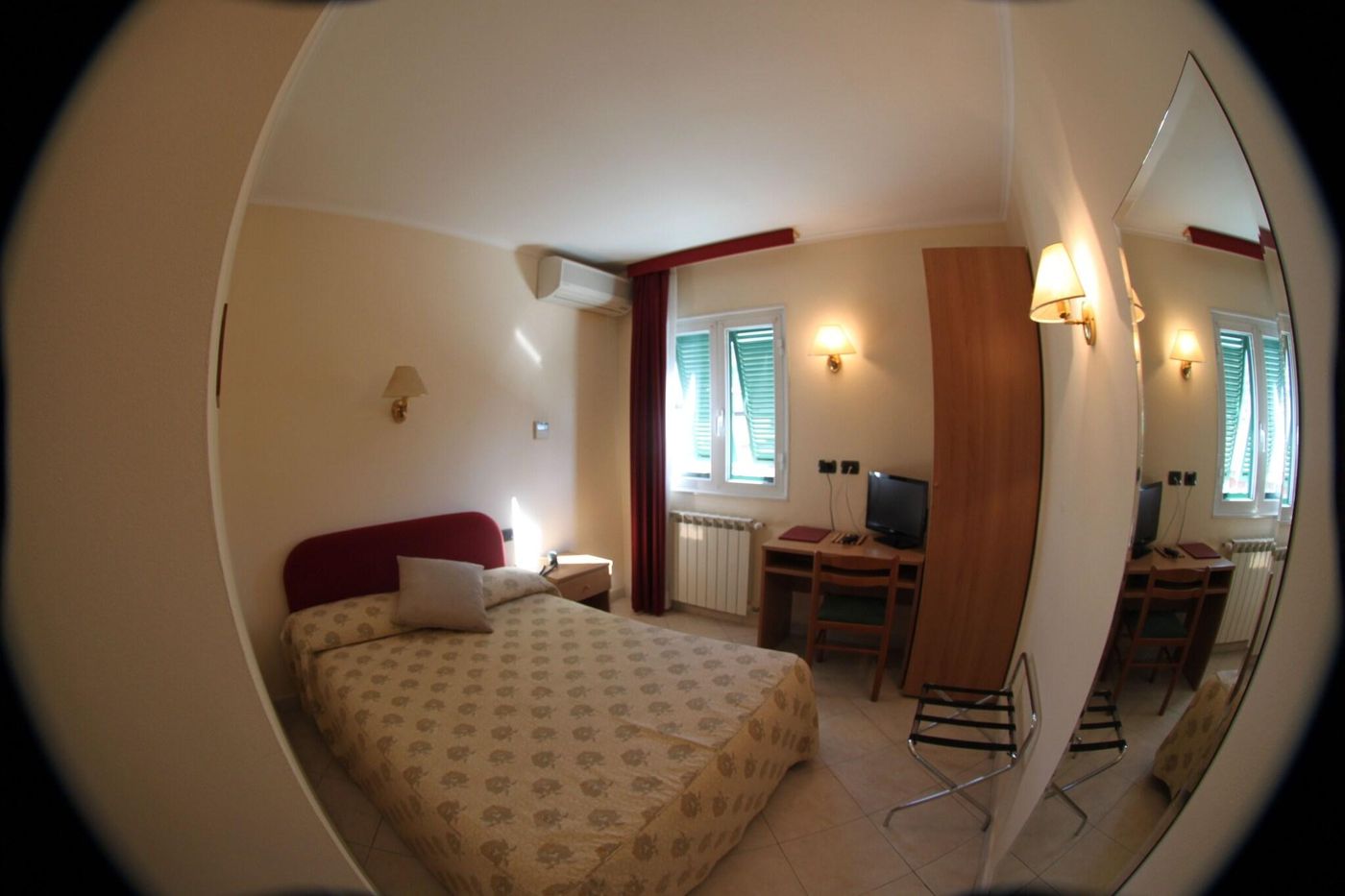 Hotel Stella - Italy - Rapallo - Room - 3