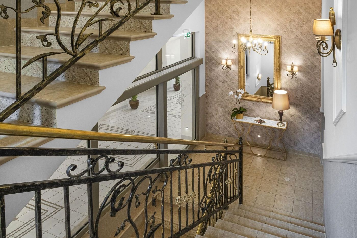 Ventus-Rosa-Boutique-Aparthotel-Lobby-6