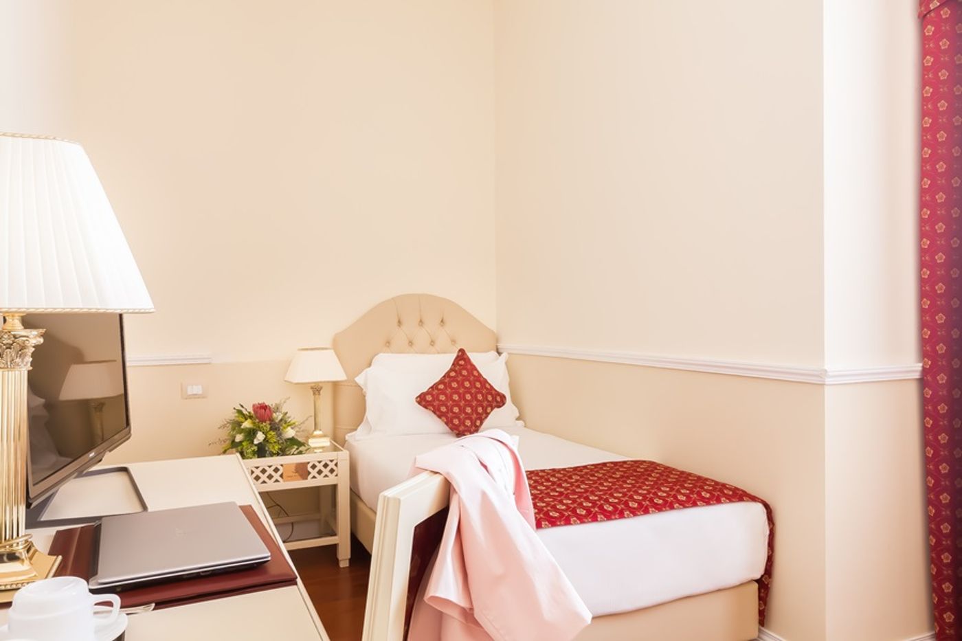 Radisson-Blu-Ghr-Hotel-Rome-General-view-46