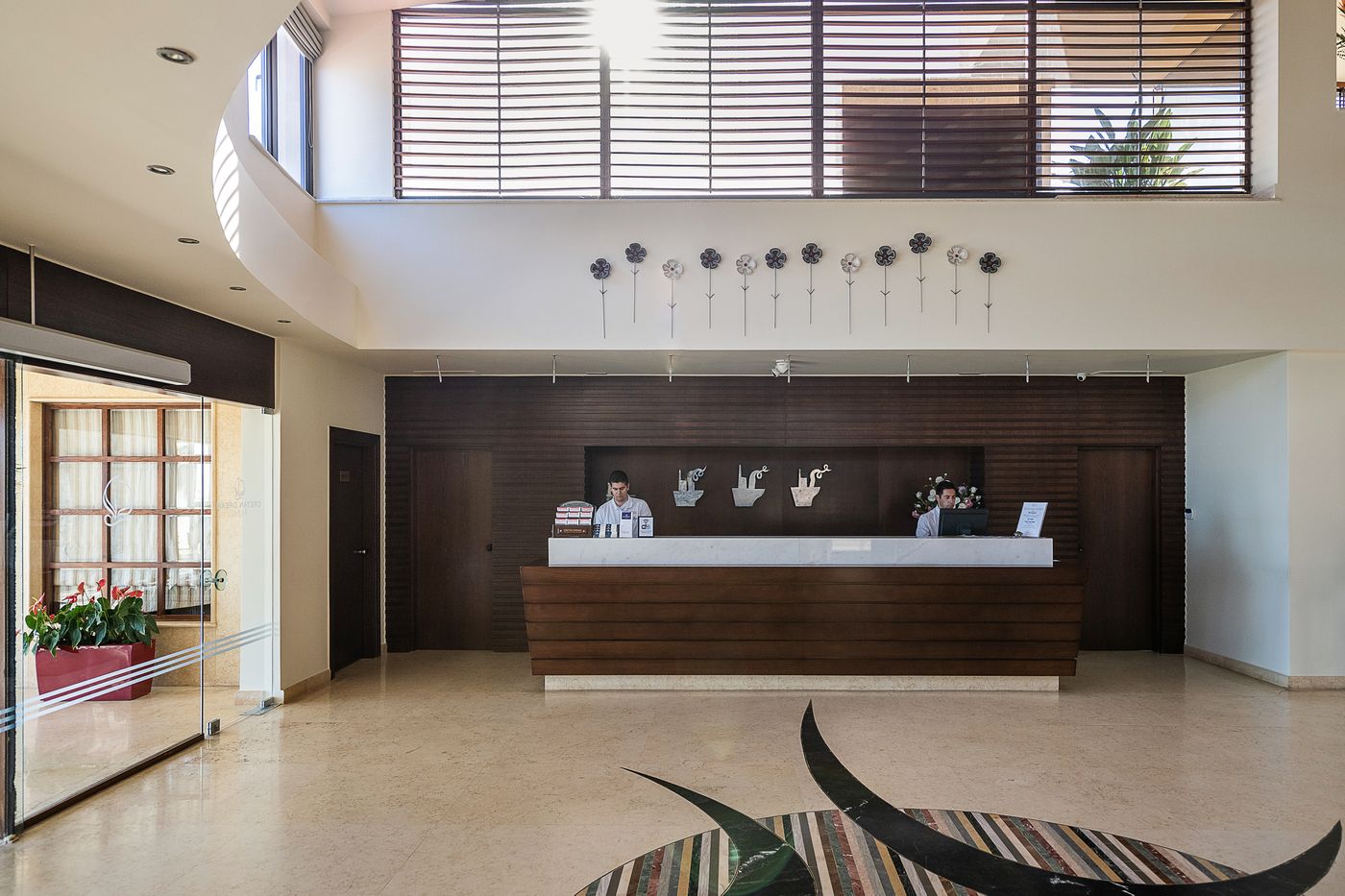 Cretan-Dream-Royal-Hotel-Lobby-62