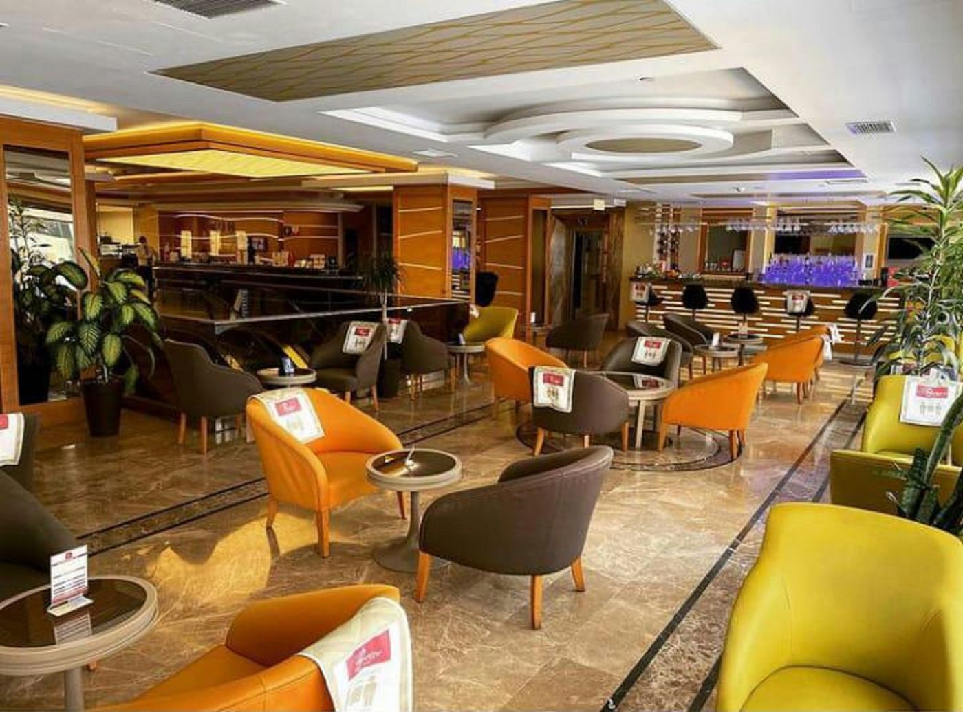 Prestige-Hotel-Old-City-Lobby-26