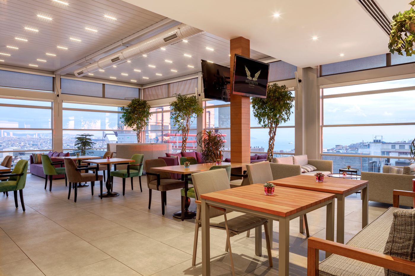 CVK-Taksim-Hotel-Istanbul-Terrace-14