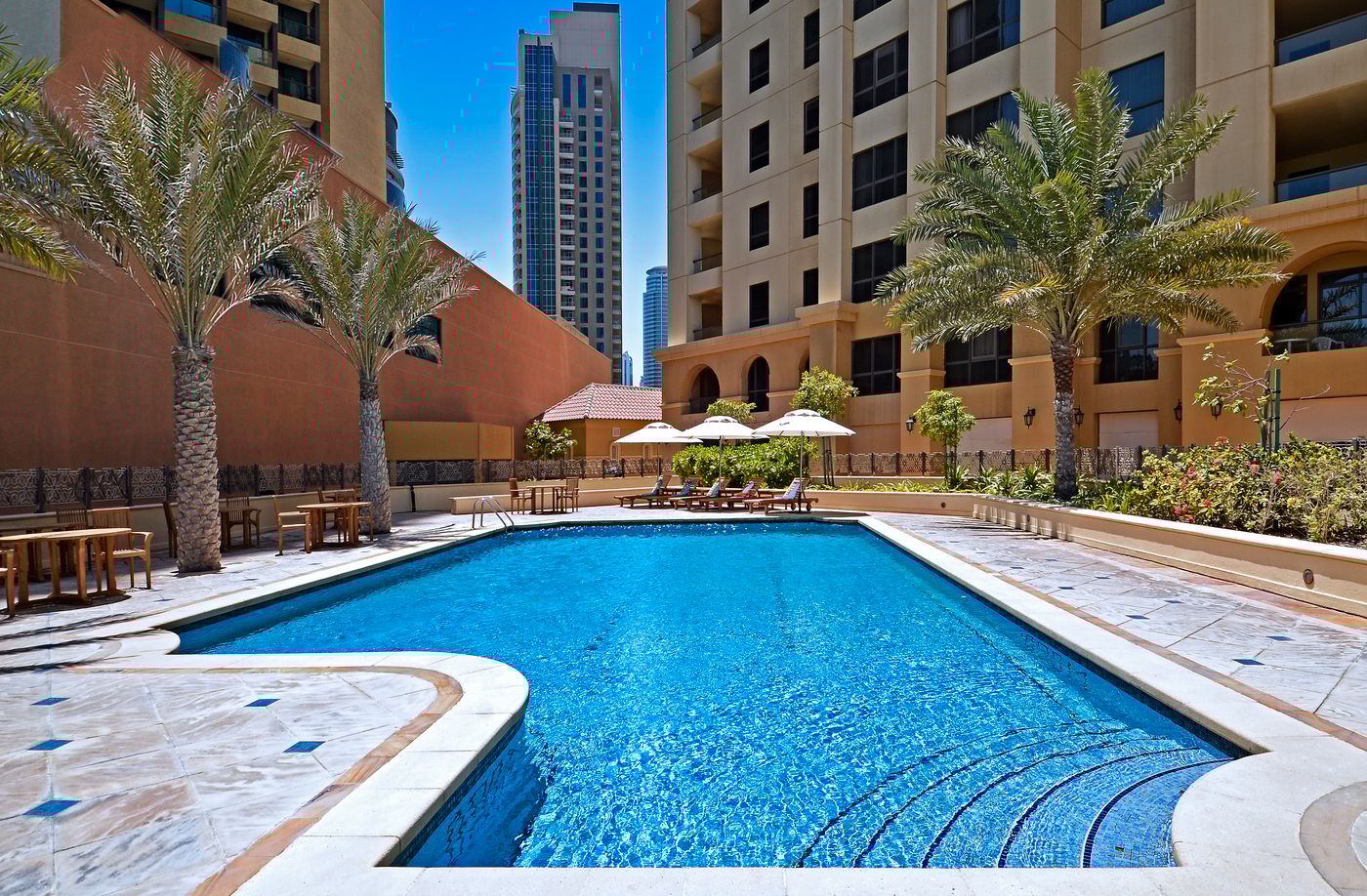 Amwaj-Suites-Jumeirah-Beach-Residence-Sports-and-Entertainment-1