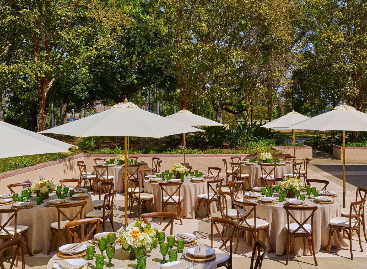 Hilton Los Angeles North Glendale & Executive - United States - GLENDALE - Restaurant - 5