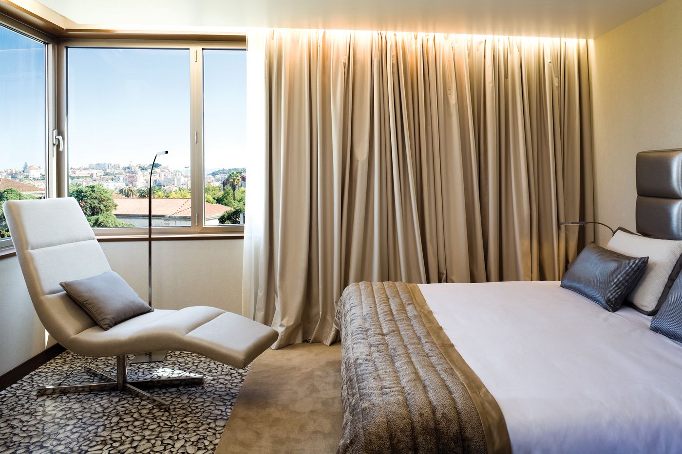 Neya-Lisboa-Hotel-Room-25