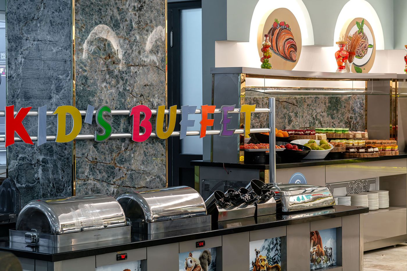 Big-Blue-Suite-Hotel-Restaurant-63