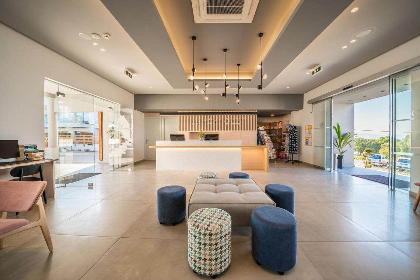 Harmony Crest Resort - Adults Only