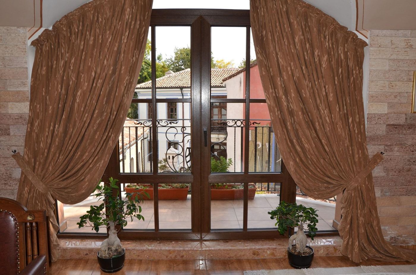 Boris-Palace-Room-32