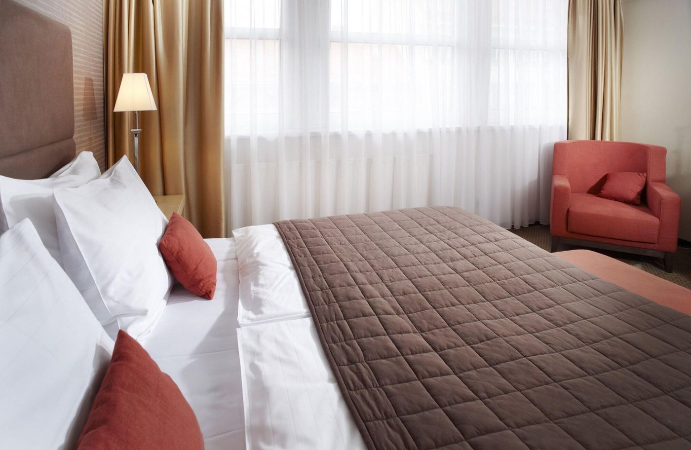 The-Hotel-Fitzgerald-Room-15