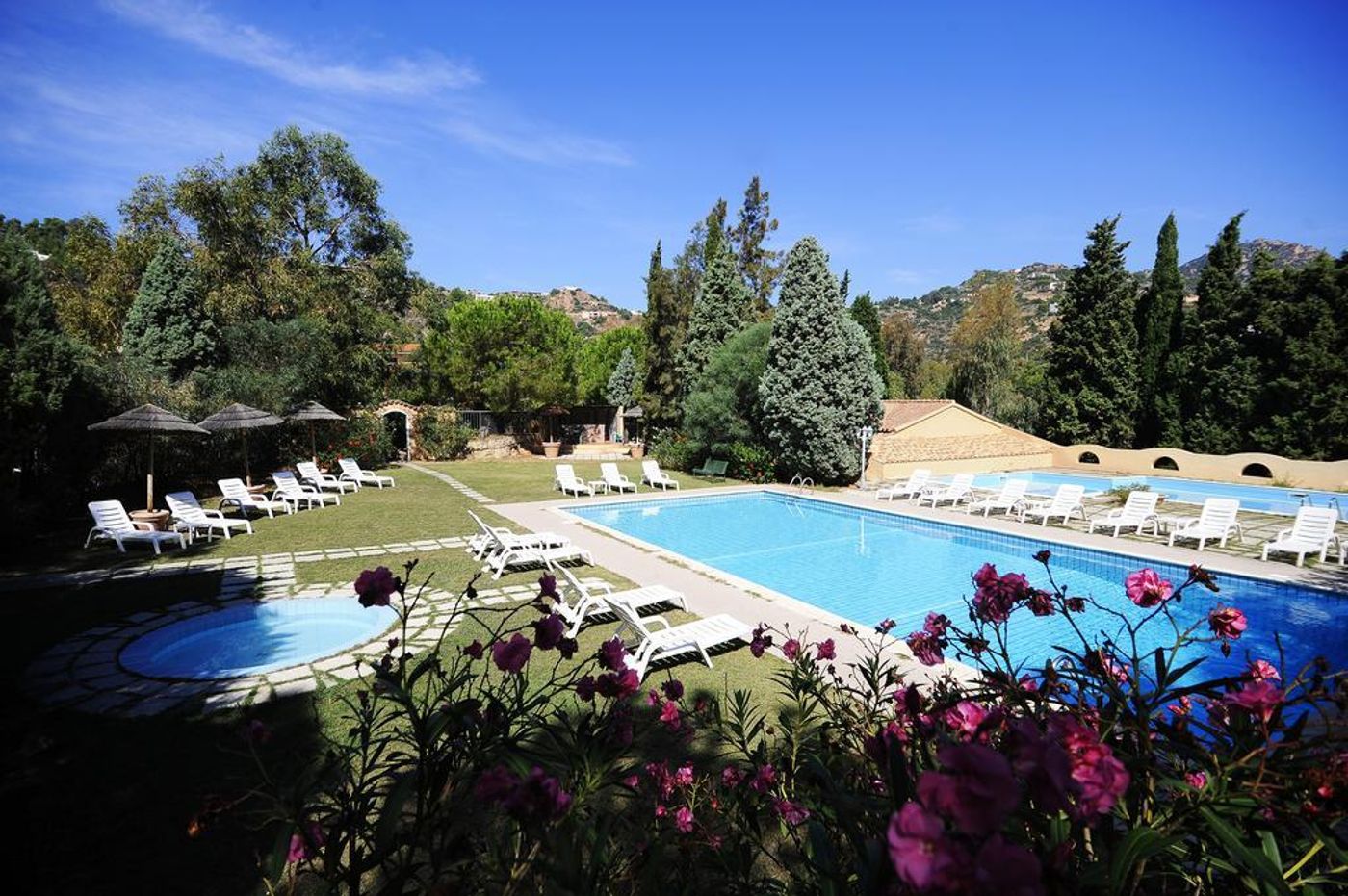 Rocca-Dorada-General-view-1