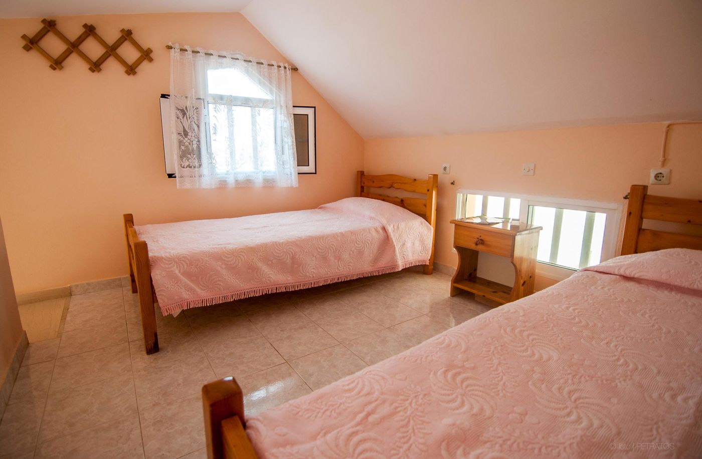 Paradise-Studios-Room-36