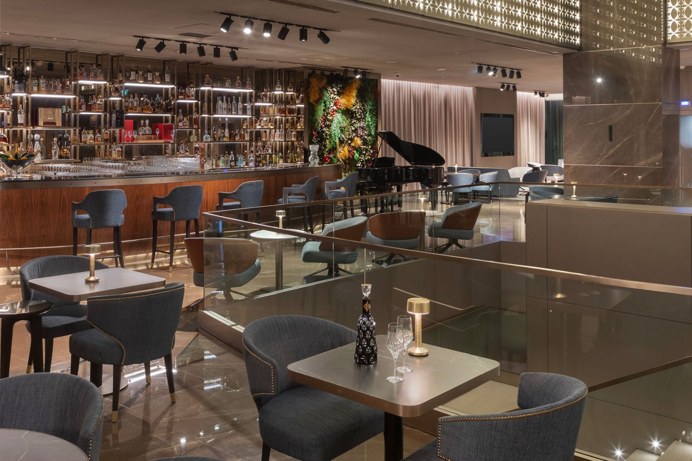 Epic-SANA-Marques-Bar-6