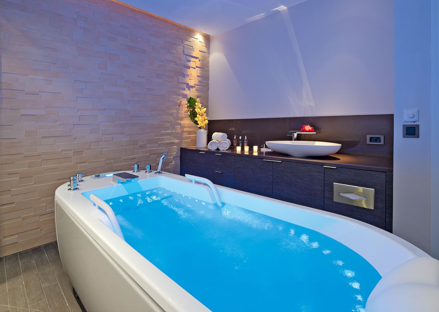 Porto-Platanias-Sports-and-Entertainment-56