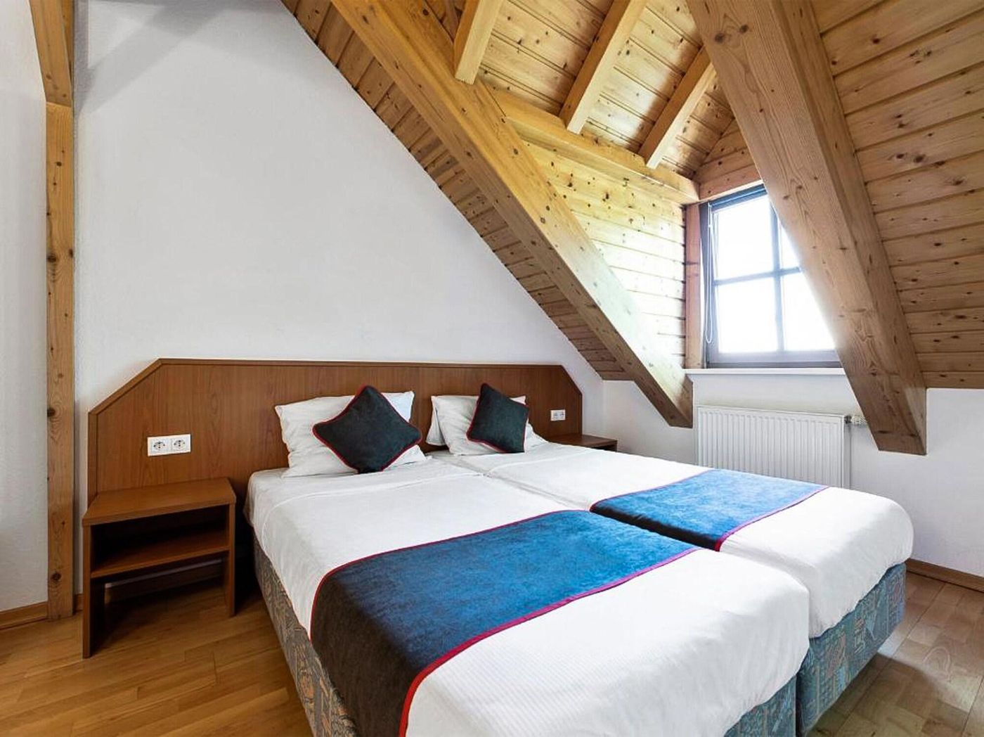 Hotel-Bohemia-By-Vivere-Stays-Room-5