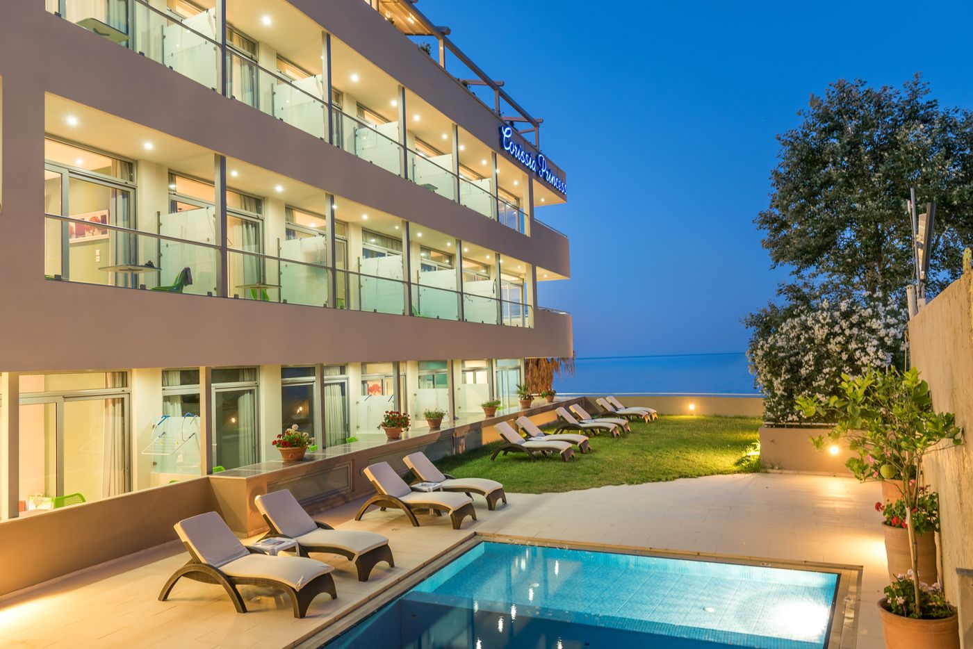 Corissia-Princess-Pool-4