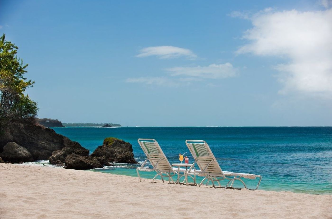 Mount-Irvine-Bay-Resort-Beach-30