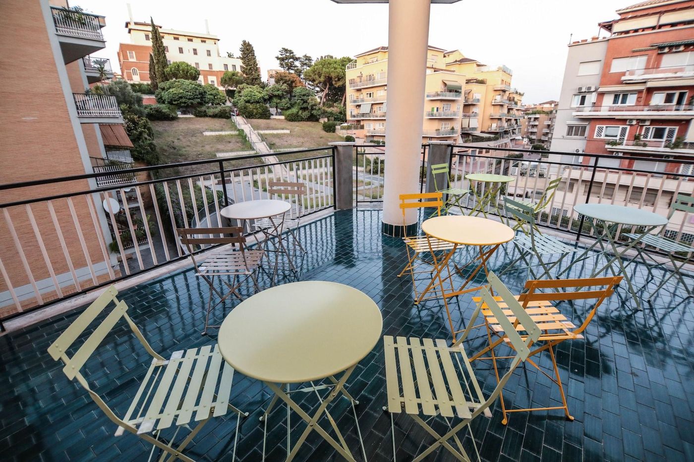 O-Effe--Global-Suites-at-Vatican-General-view-31