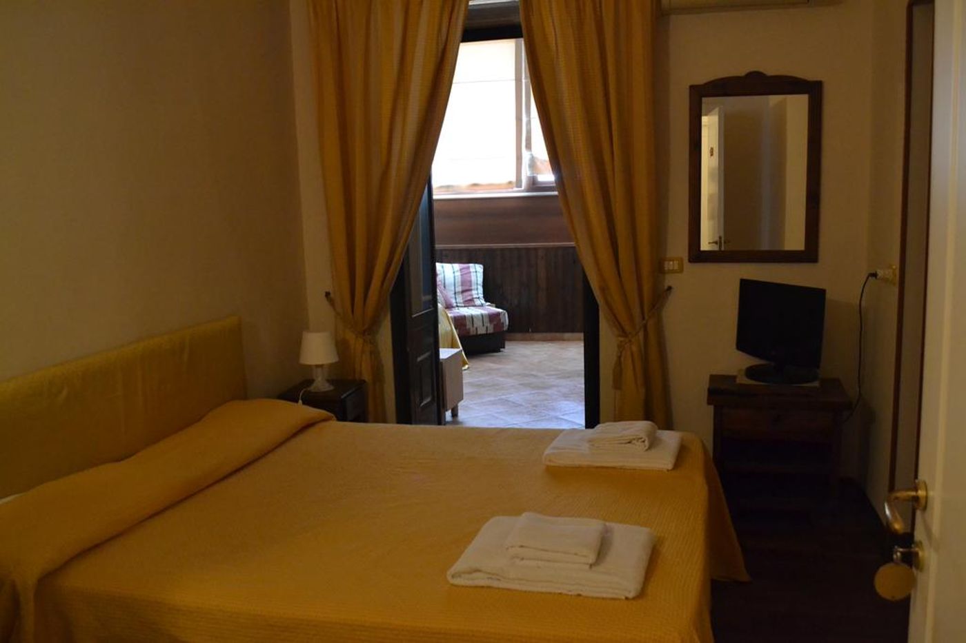 Stesicorea-Palace-Room-15