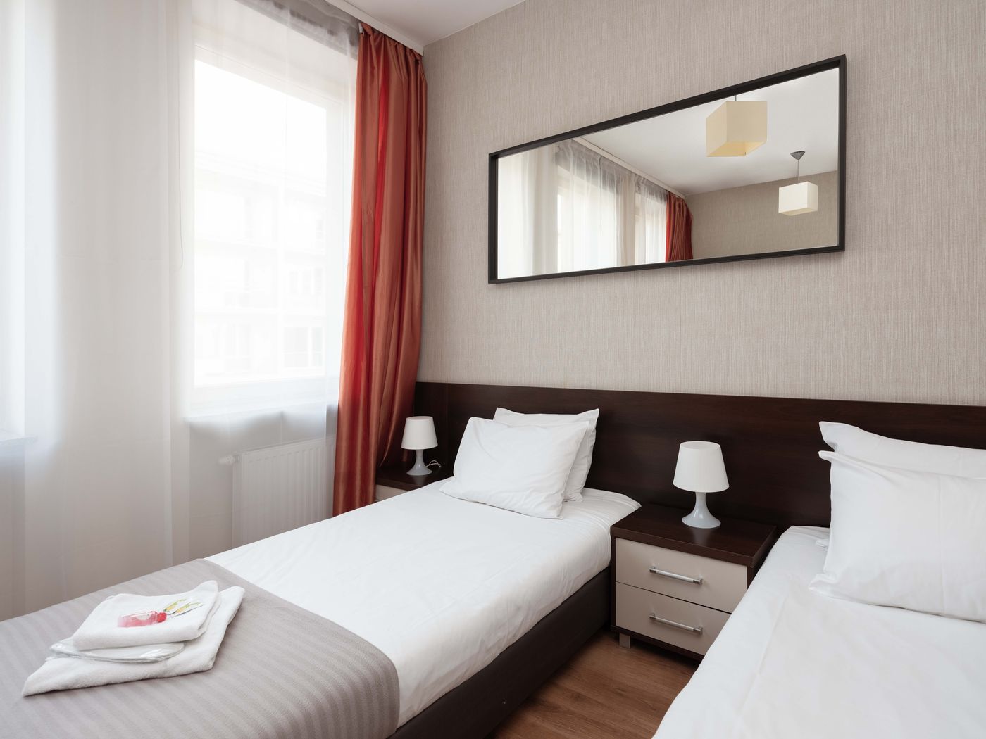 Lux Aparthotel-Poland-KRAKOW-Room-10