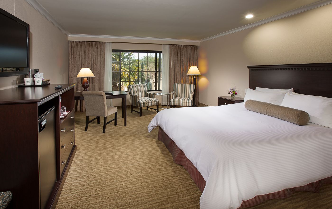 Coast Anabelle - United States - BURBANK - Room - 9