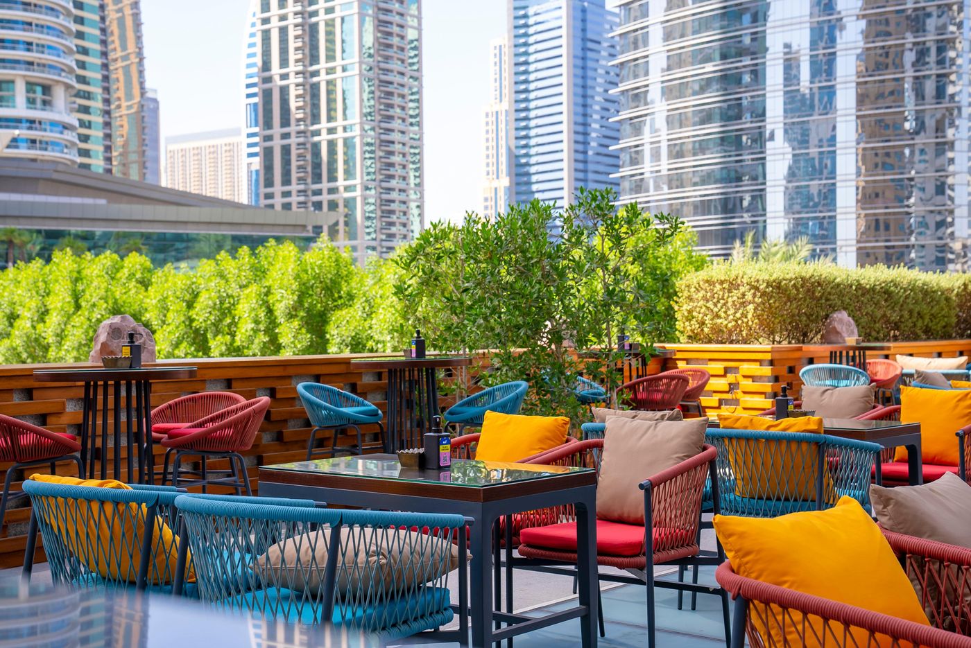 Bonnington-Jumeirah-Lakes-Towers-Restaurant-9