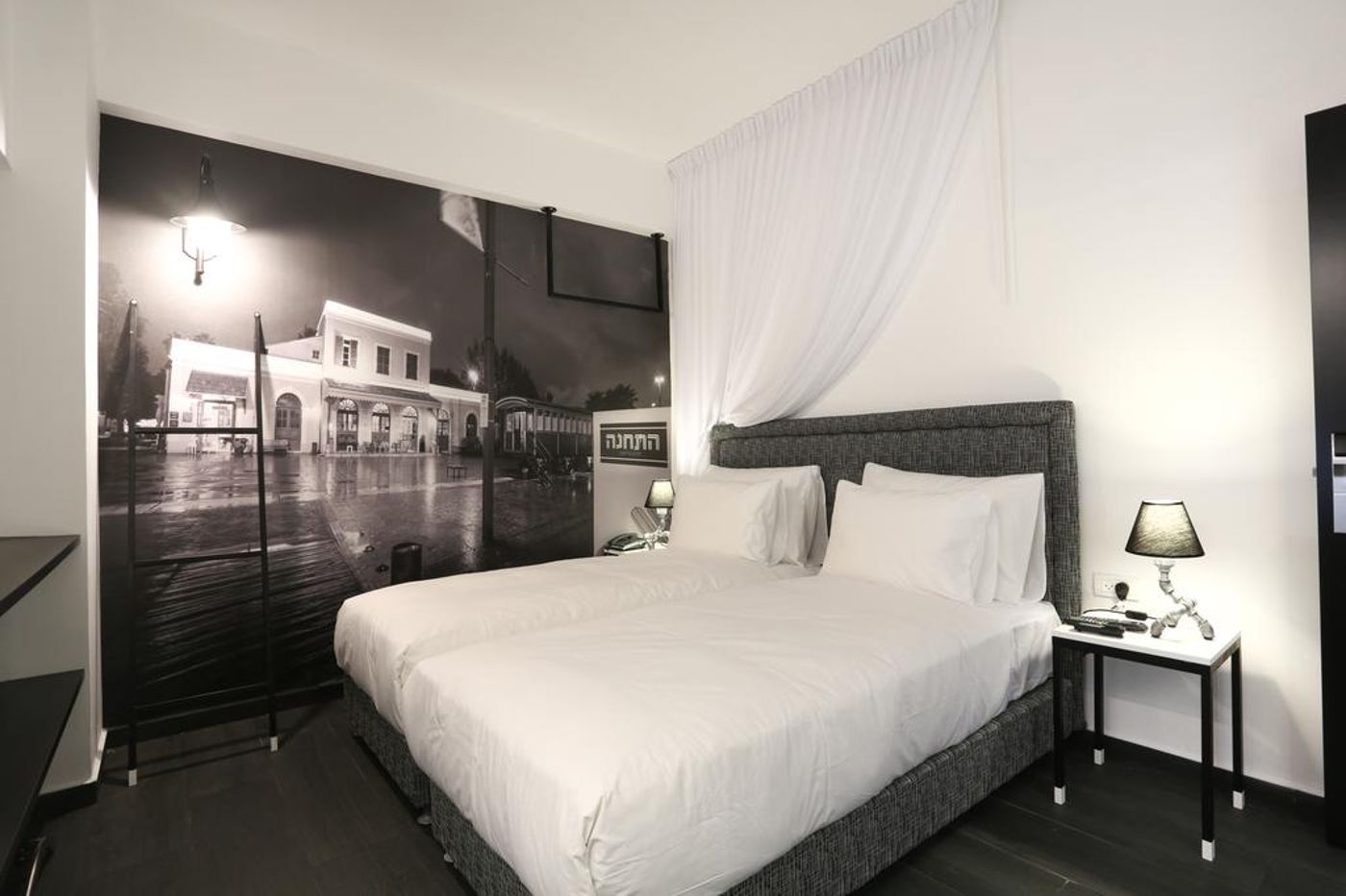 Dizengoff Avenue Hotel