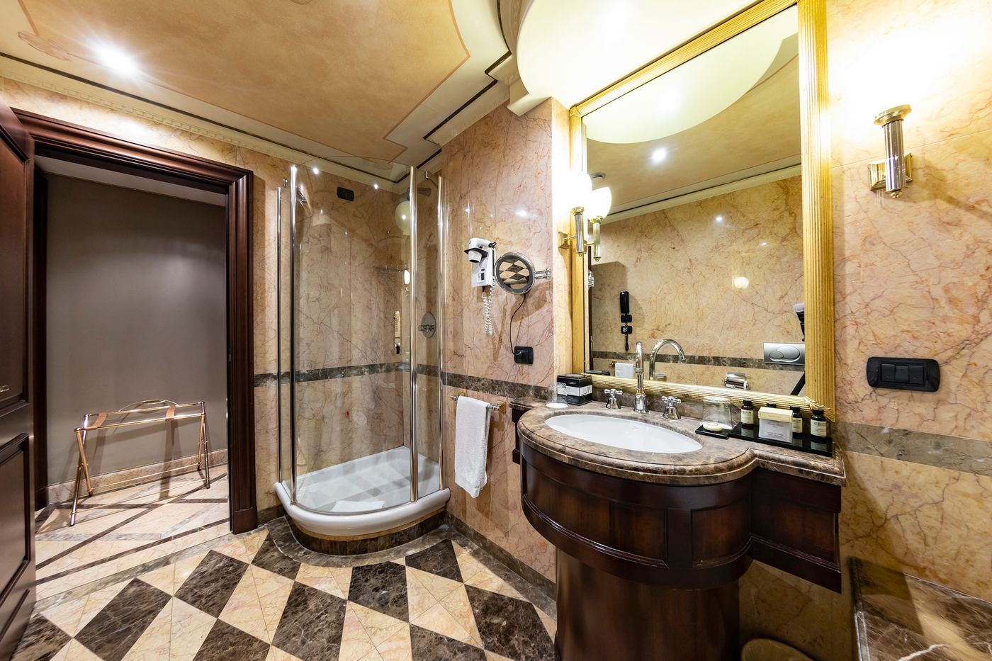 River-Chateau-Room-45