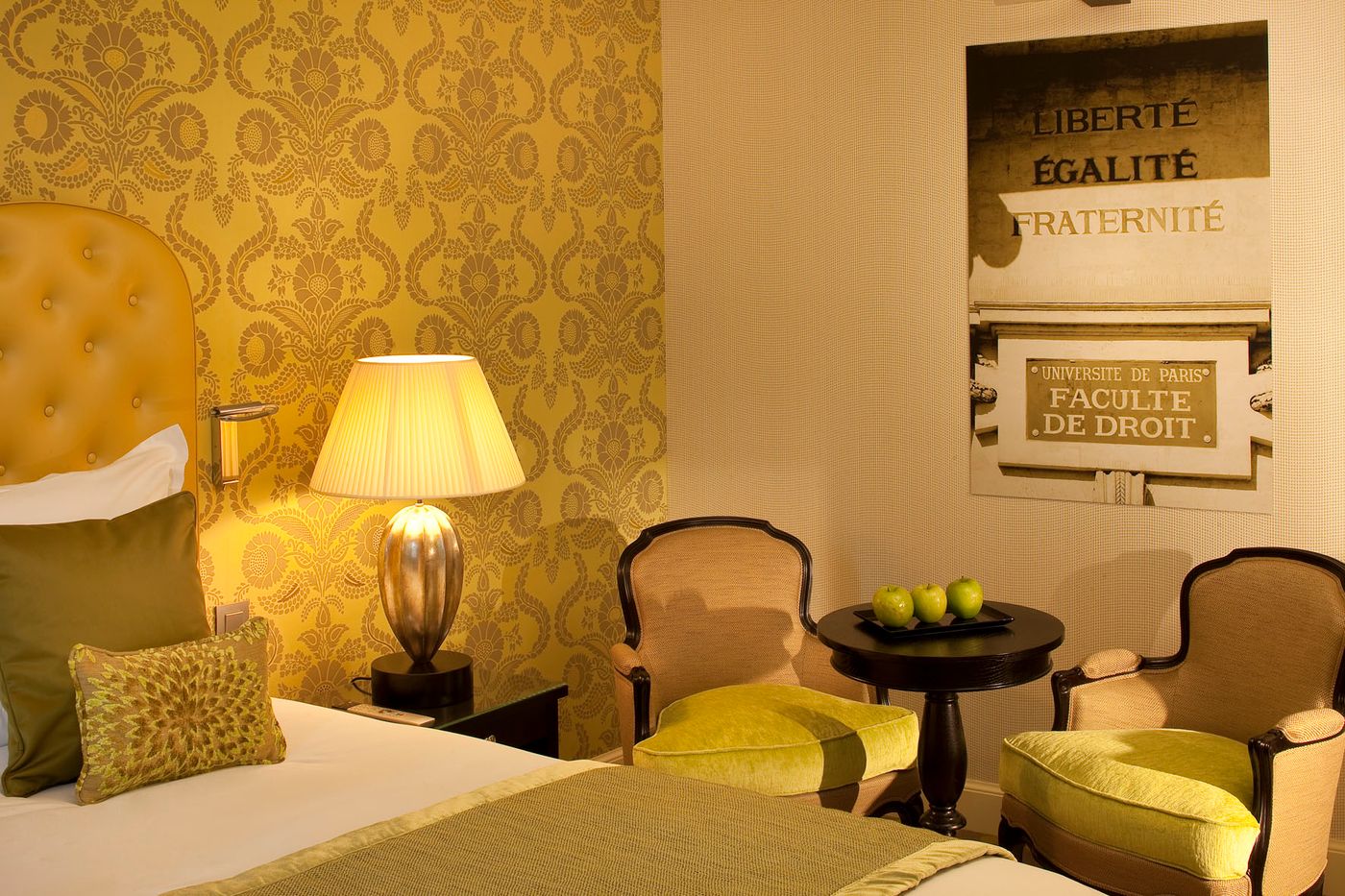 Le-Petit-Paris-Room-44