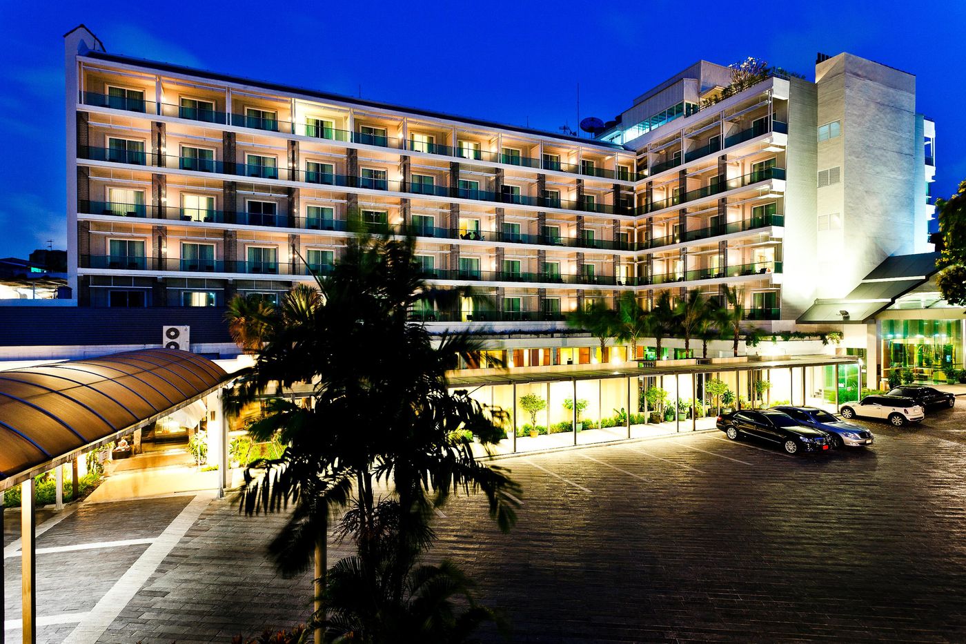 Royal-Princess-Larn-Luang-Bangkok-General-view-61