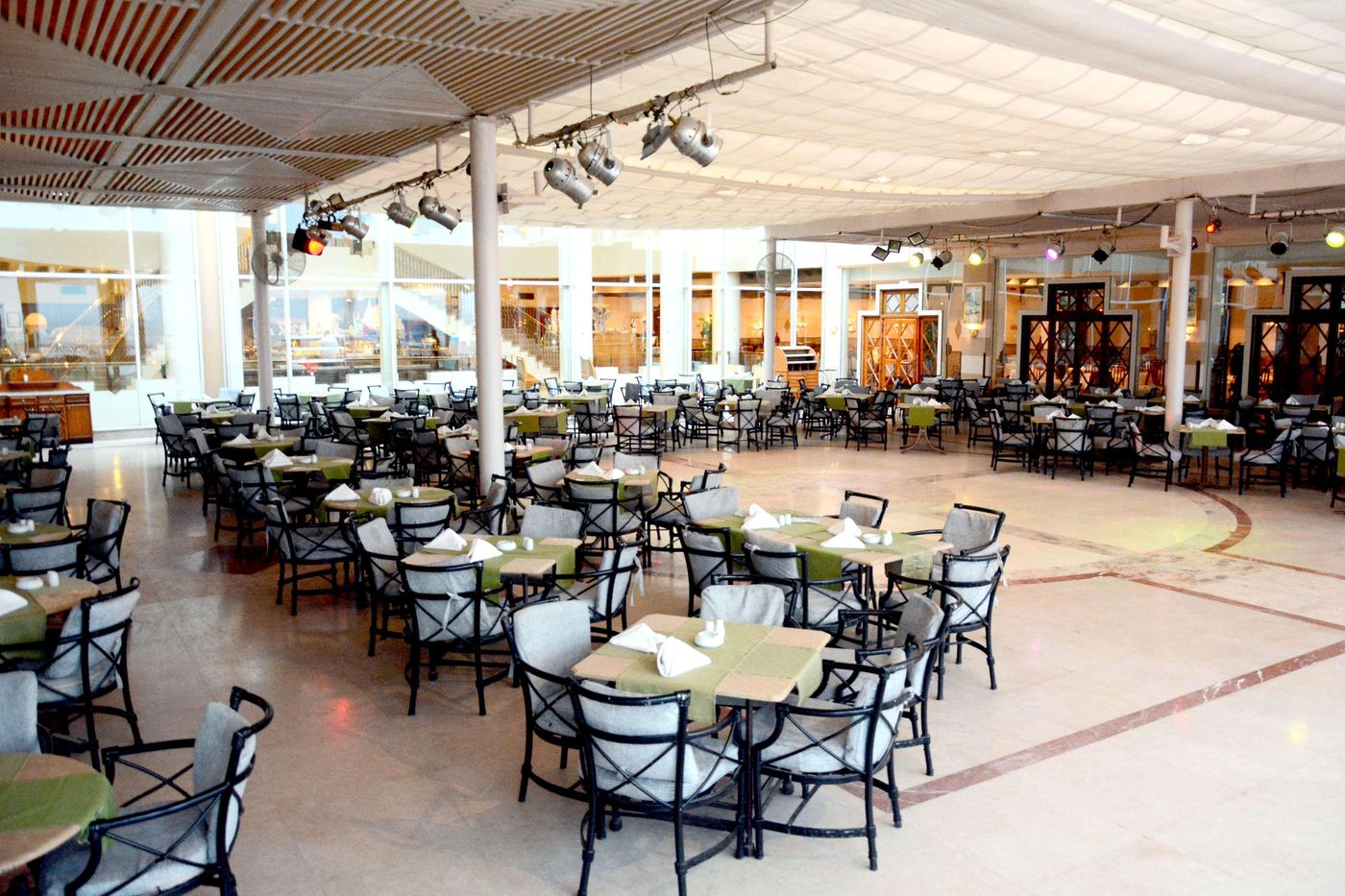 Concorde-El-Salam-Sharm-El-Sheikh-Restaurant-49