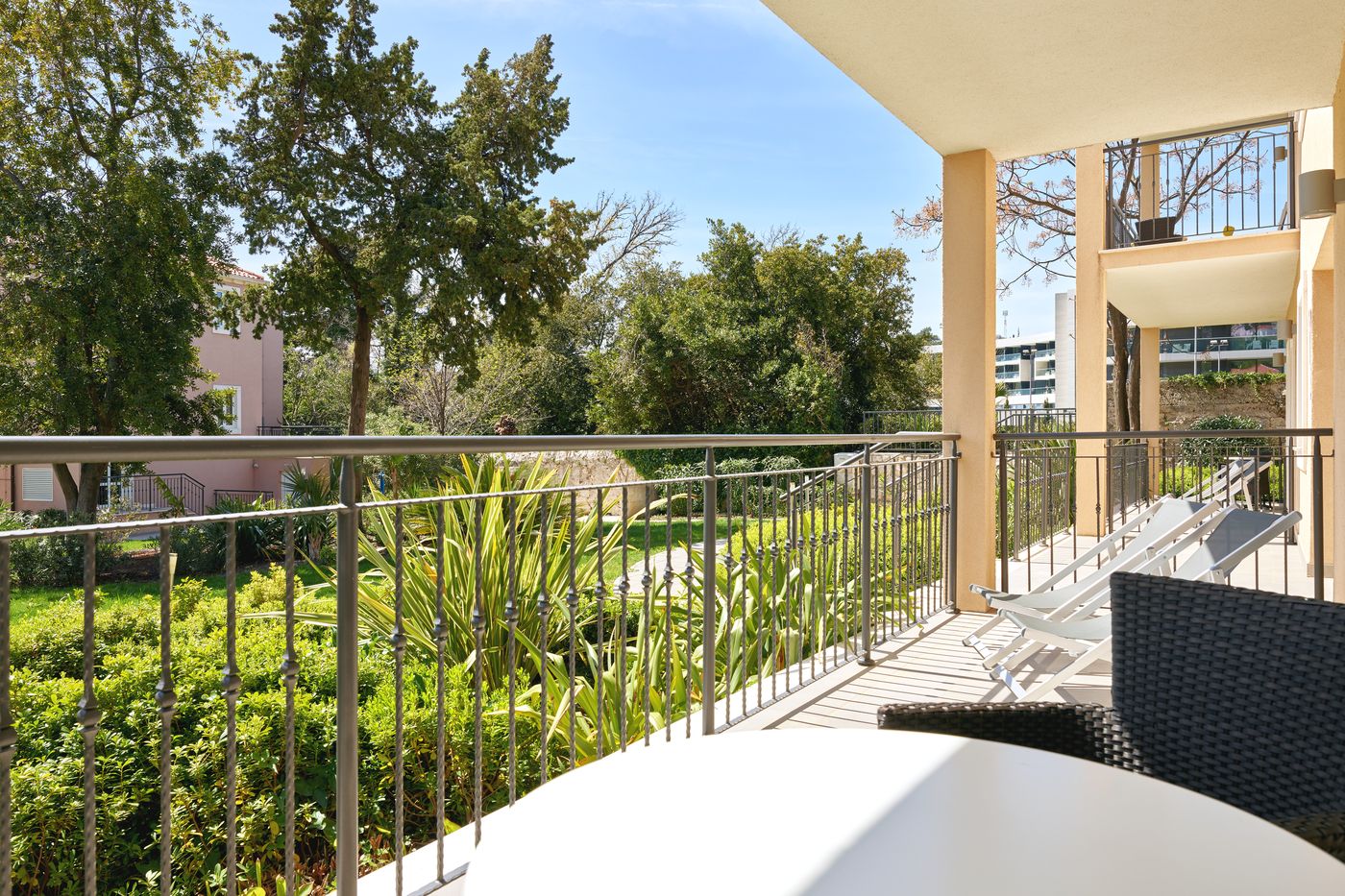 Maistra-Select-Srebreno-Villas-Room-9