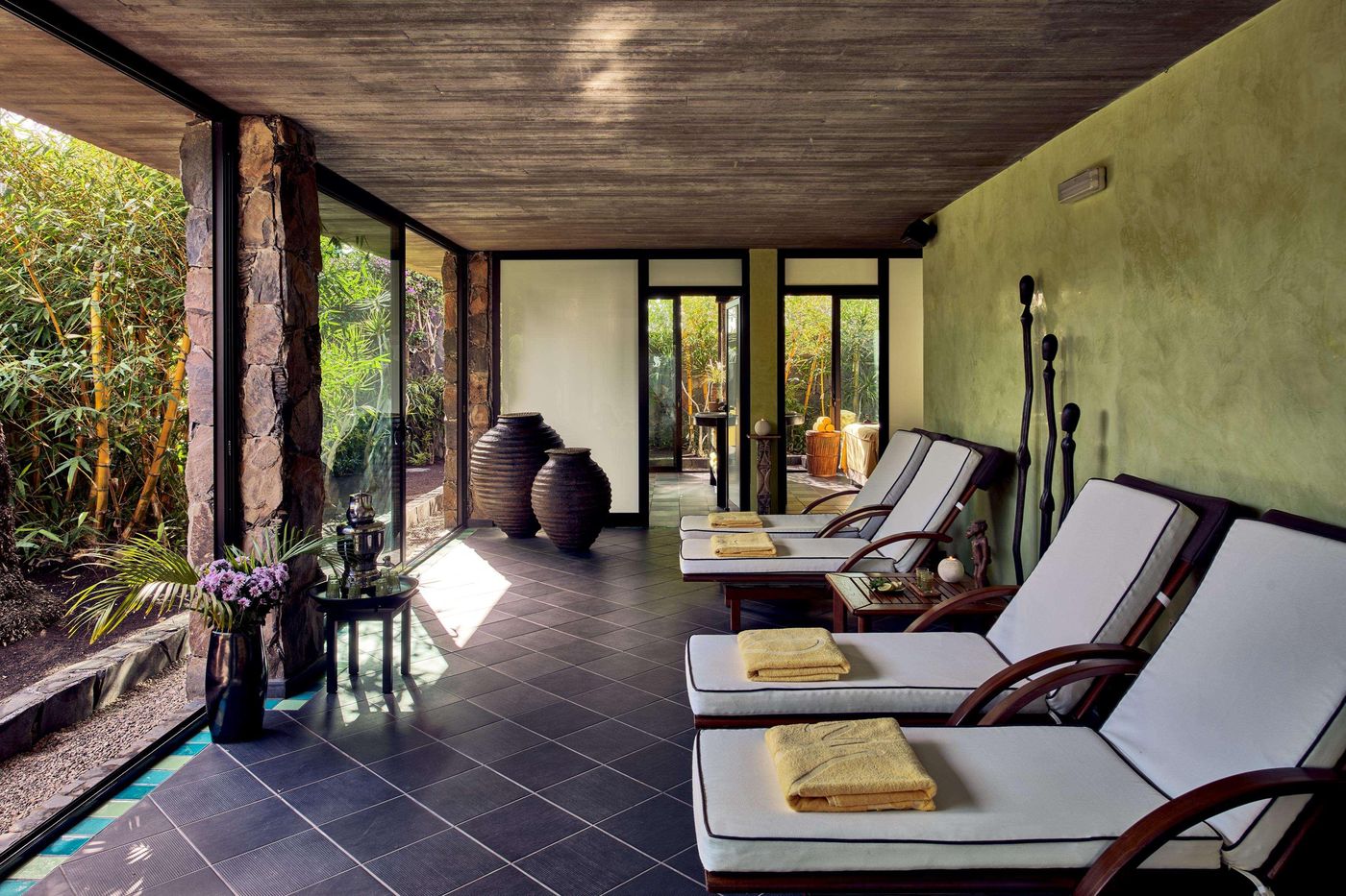 Seaside-Palm-Beach-Sports-and-Entertainment-56