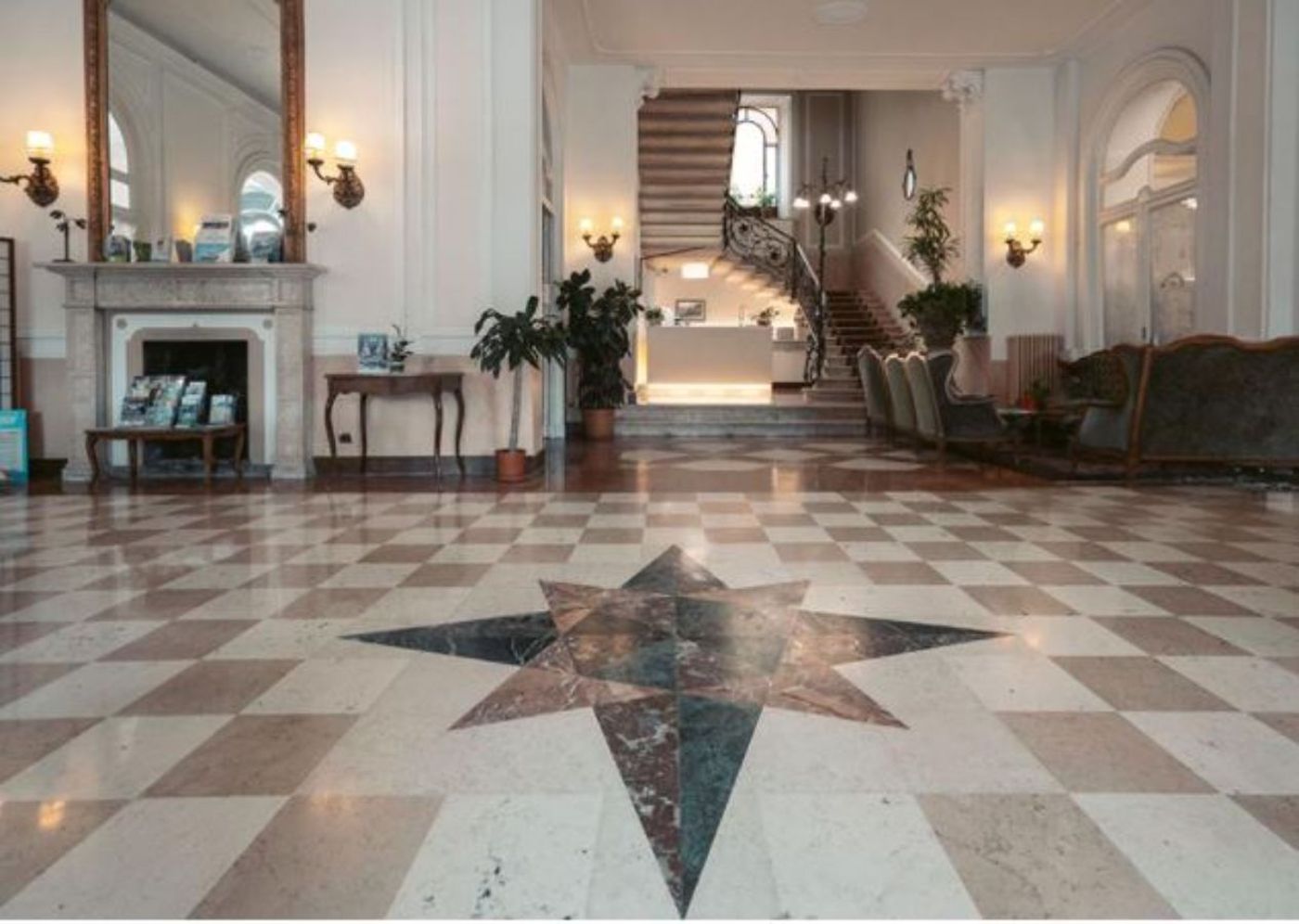 Excelsior Splendide-Italy-Bellagio-Lobby-6