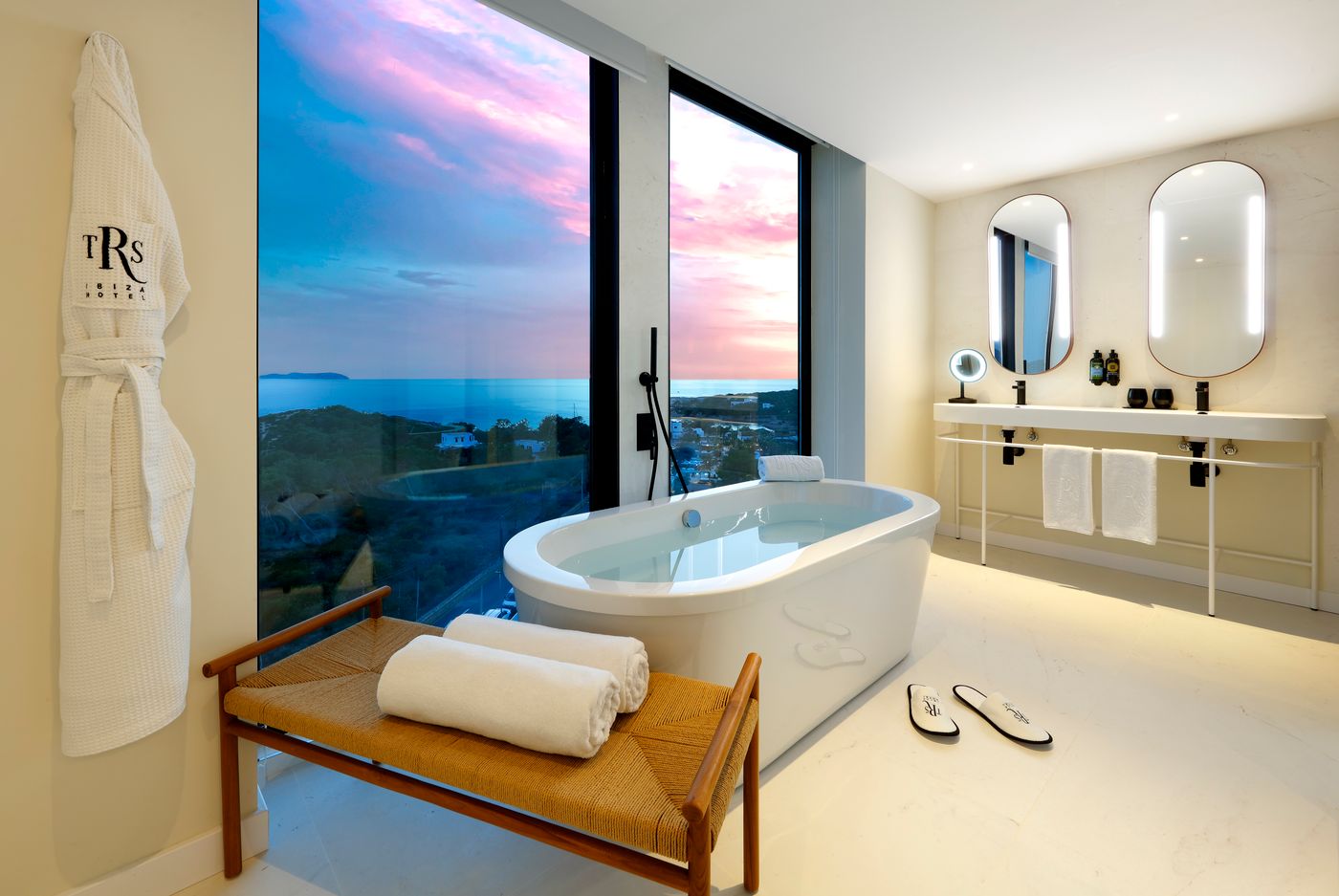 Fiesta-Hotel-Tanit-Room-77