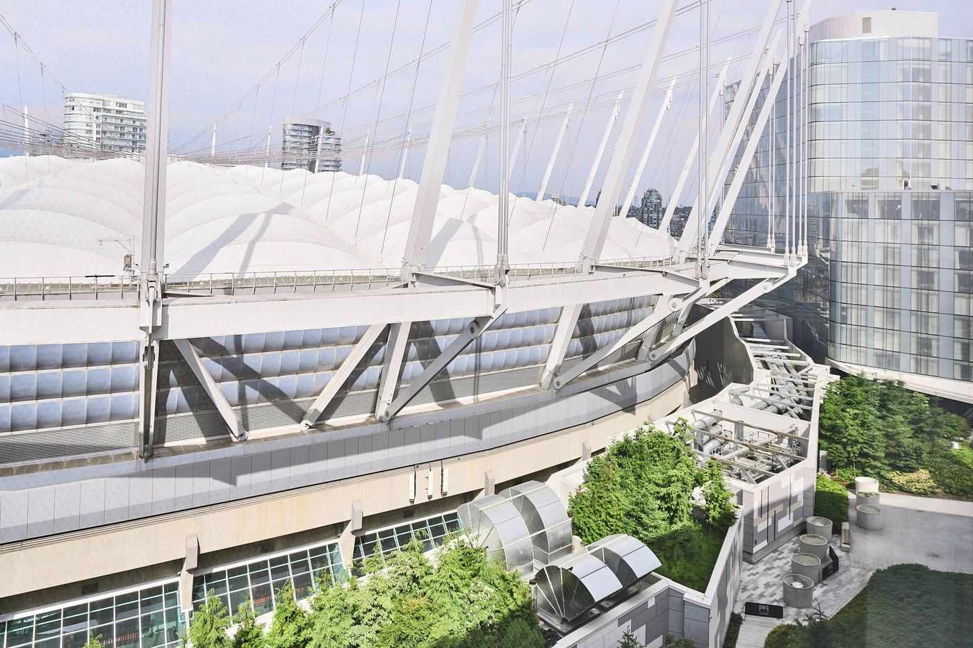 the-DOUGLAS--Autograph-Collection-Room-68