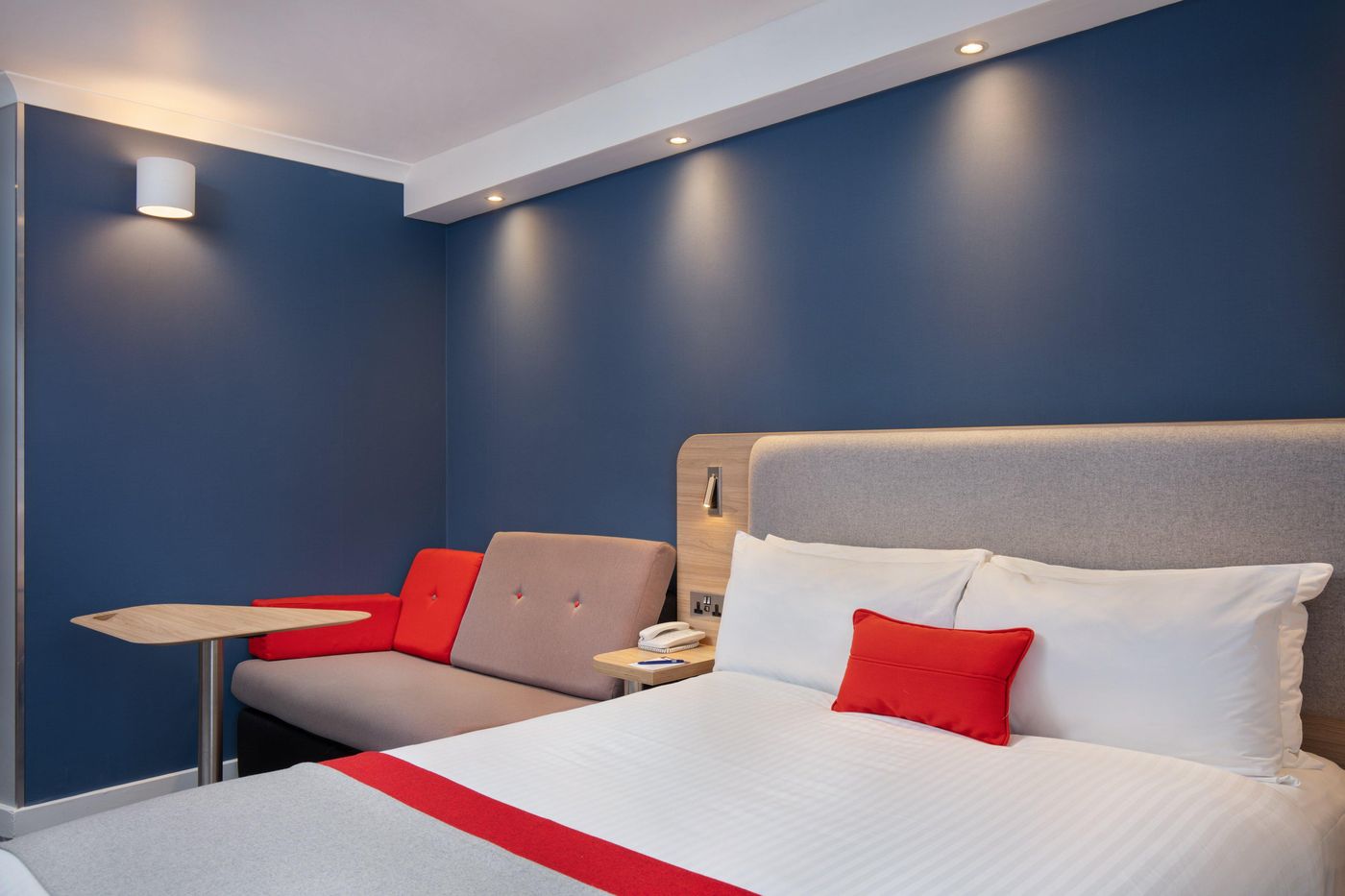 Holiday Inn Express Strathclyde Park M74 JCT 5-United Kingdom-STRATHCLYDE-Room-7