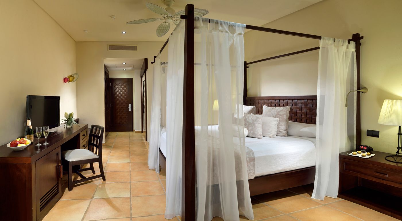 Catalonia-Riviera-Maya-All-Inclusive-Room-32