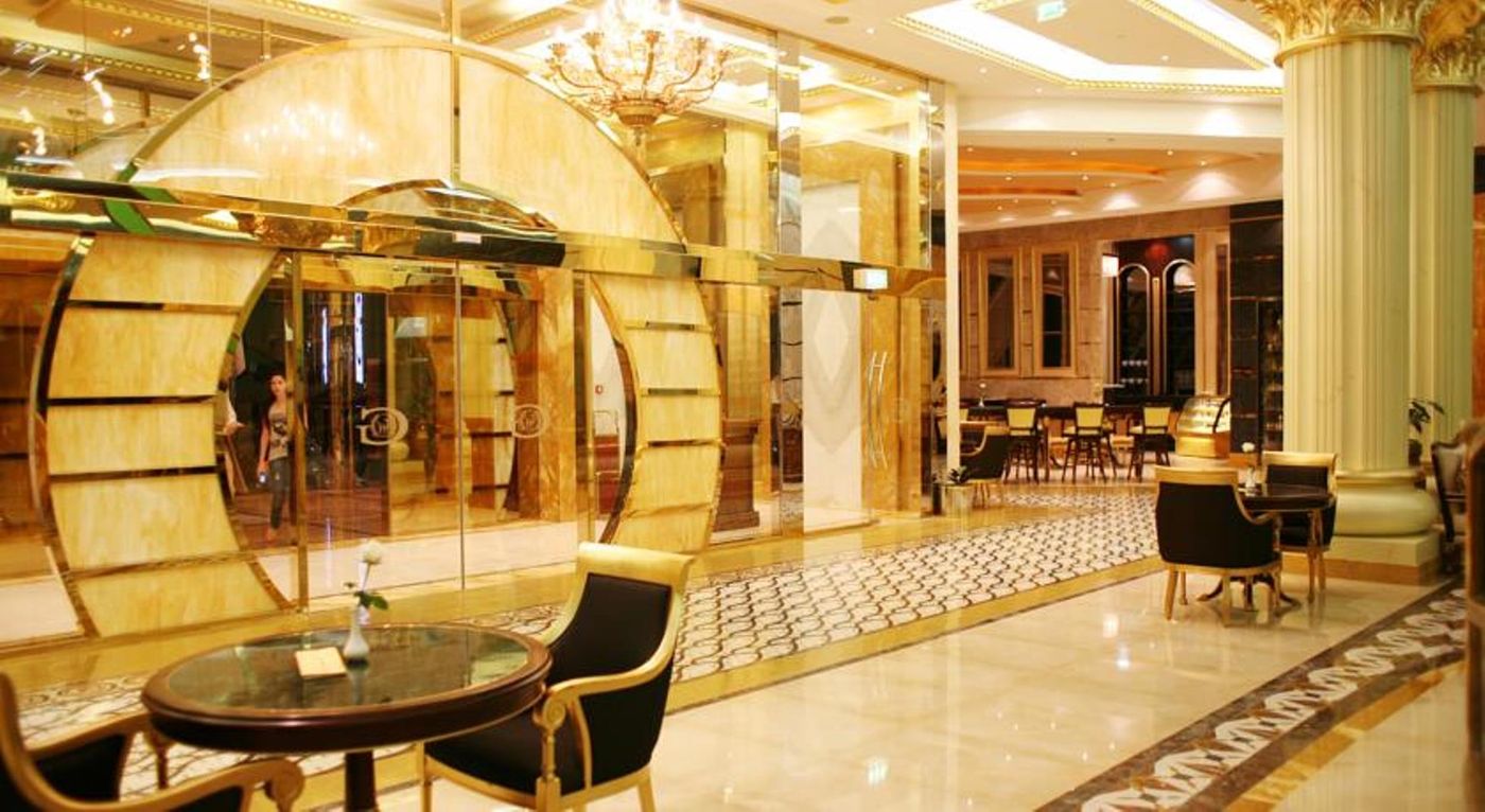 Grand-Excelsior-Al-Barsha-Lobby-12