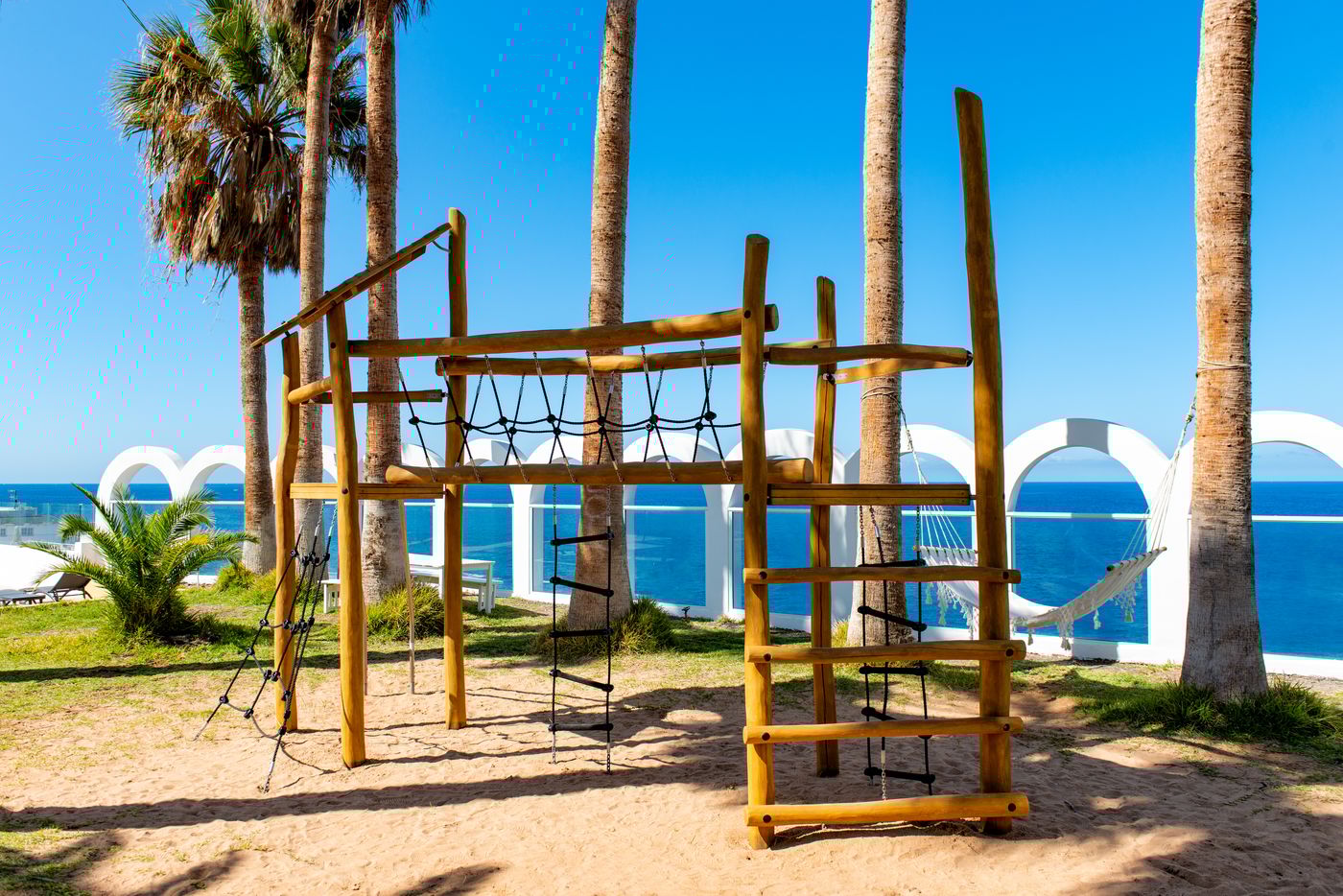 Atlantic-Holiday-Sports-and-Entertainment-79