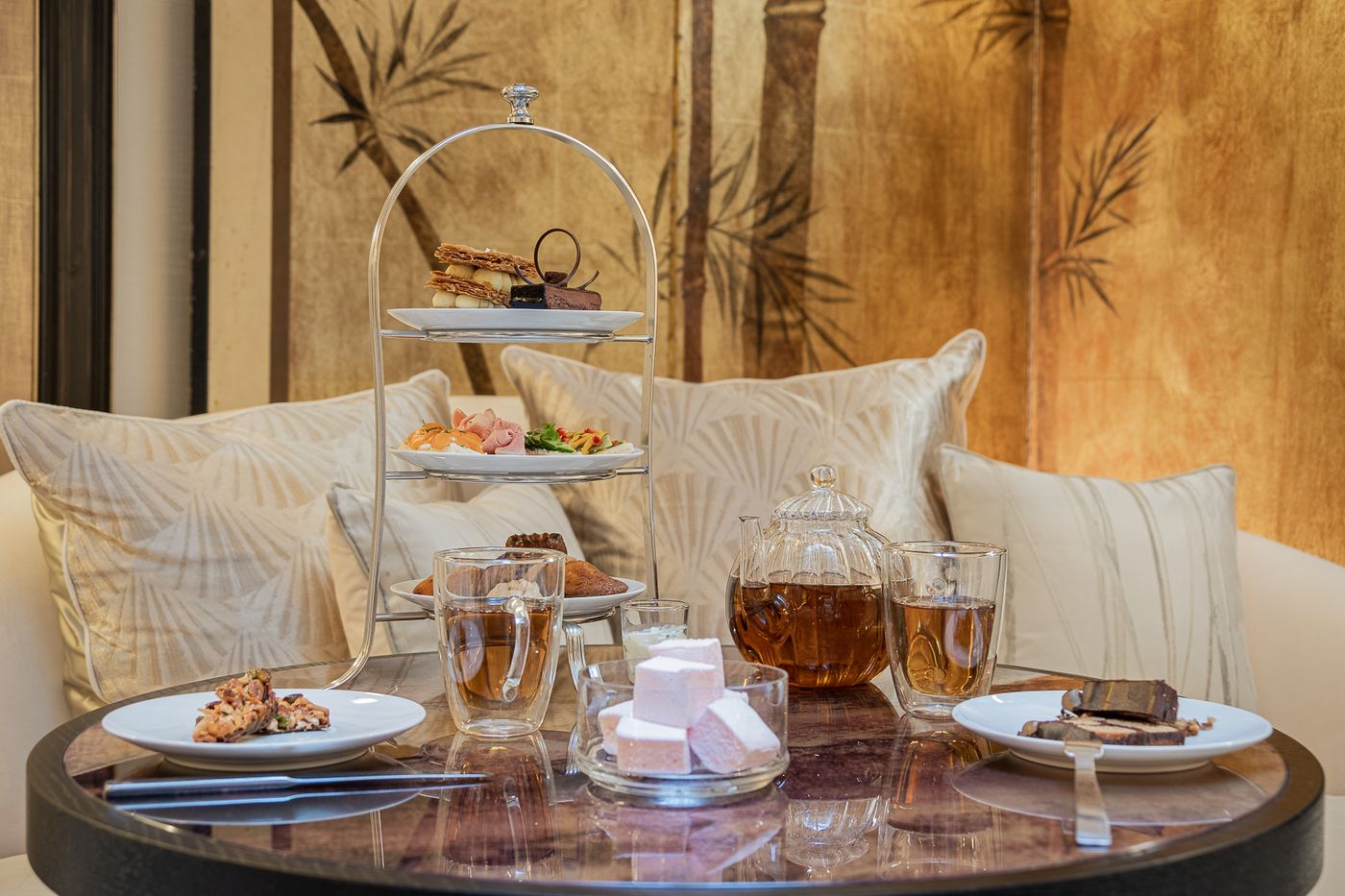 Hotel-Elysia-By-Inwood-Hotels-Bar-7